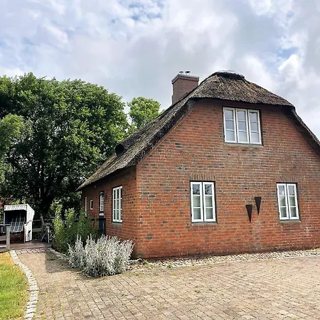 Puppenhaus * Emmelsbull-Horsbull